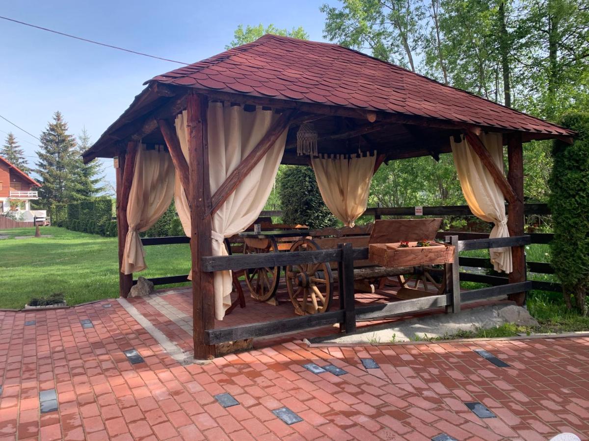 Pensiunea Esenzza Bran  Exterior photo